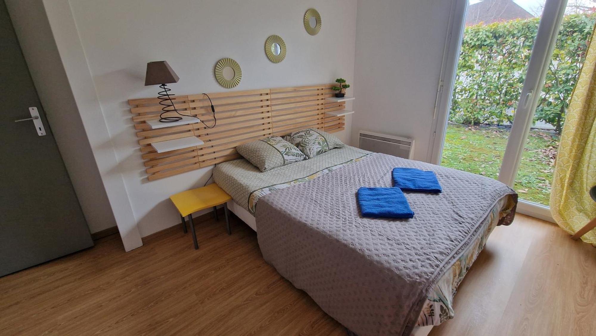 Maison Avec Jardin. 틀로언 외부 사진